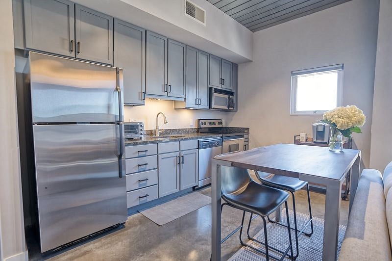 Furnished Finder property 524554_1 photo 4