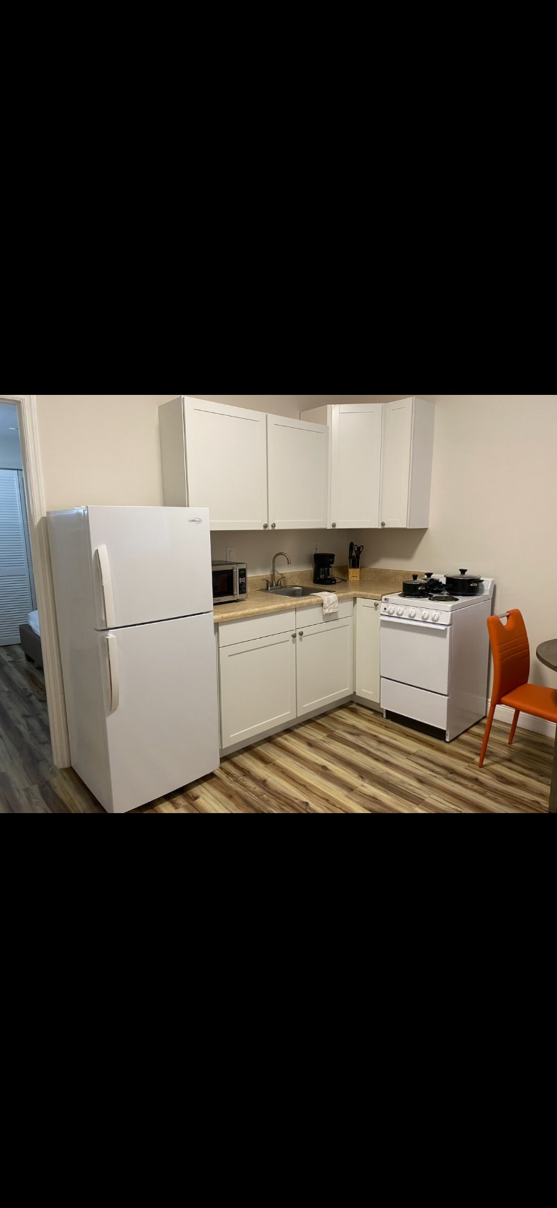 Furnished Finder property 524593_1 photo 4