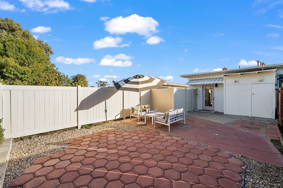 Furnished Finder property 524602_1 photo 15