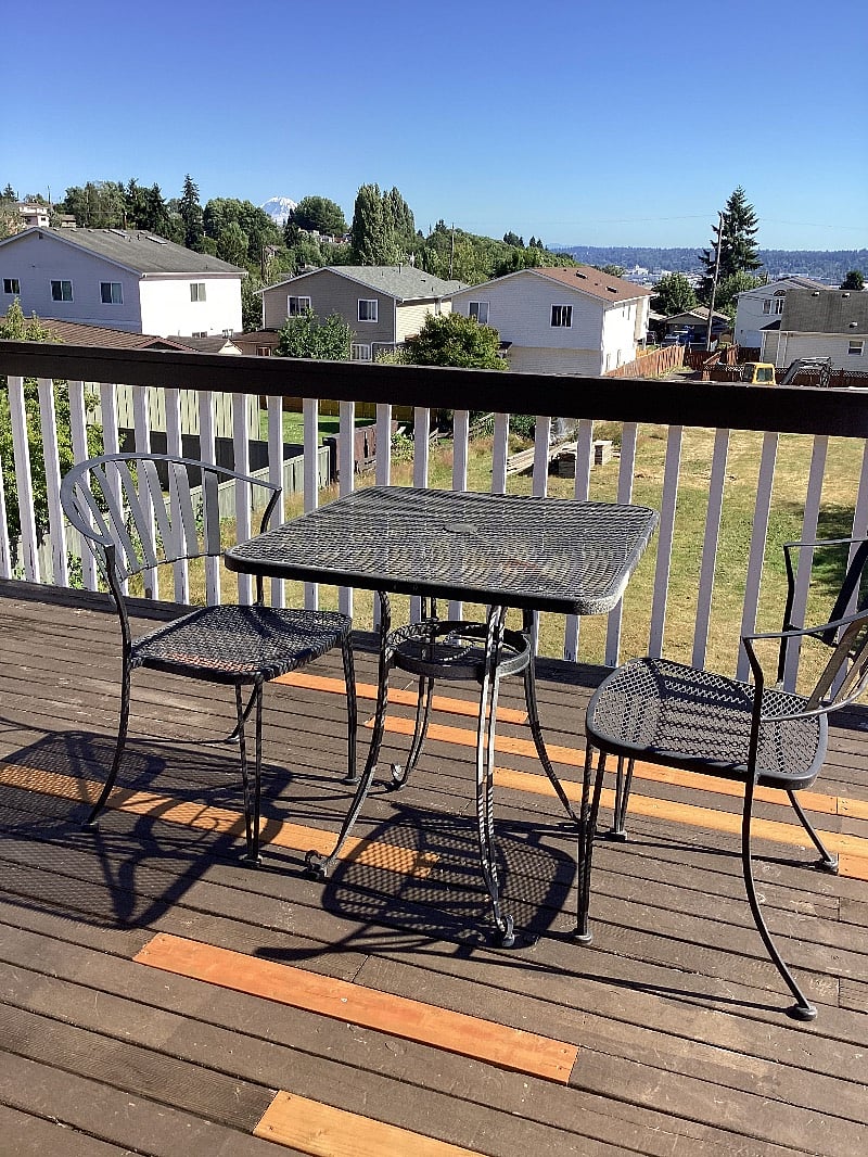 Open air shared deck to enjoy a top view of Mt Rainier shared