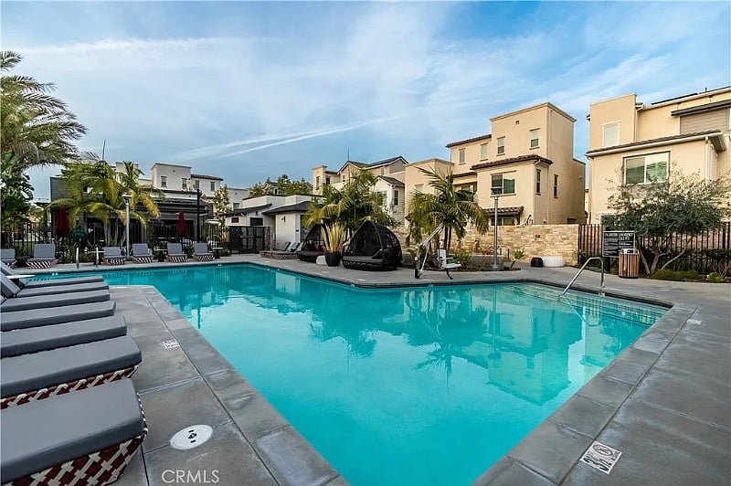 Furnished Finder property 524665_1 photo 12