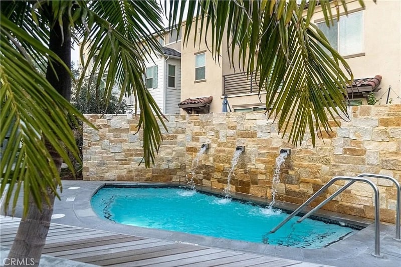 Furnished Finder property 524665_1 photo 13