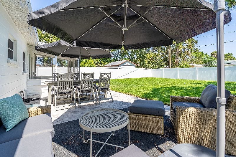 Furnished Finder property 524667_1 photo 21