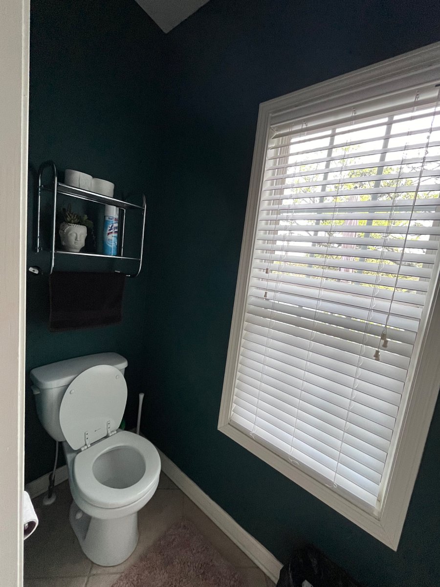 2nd rooms private bath