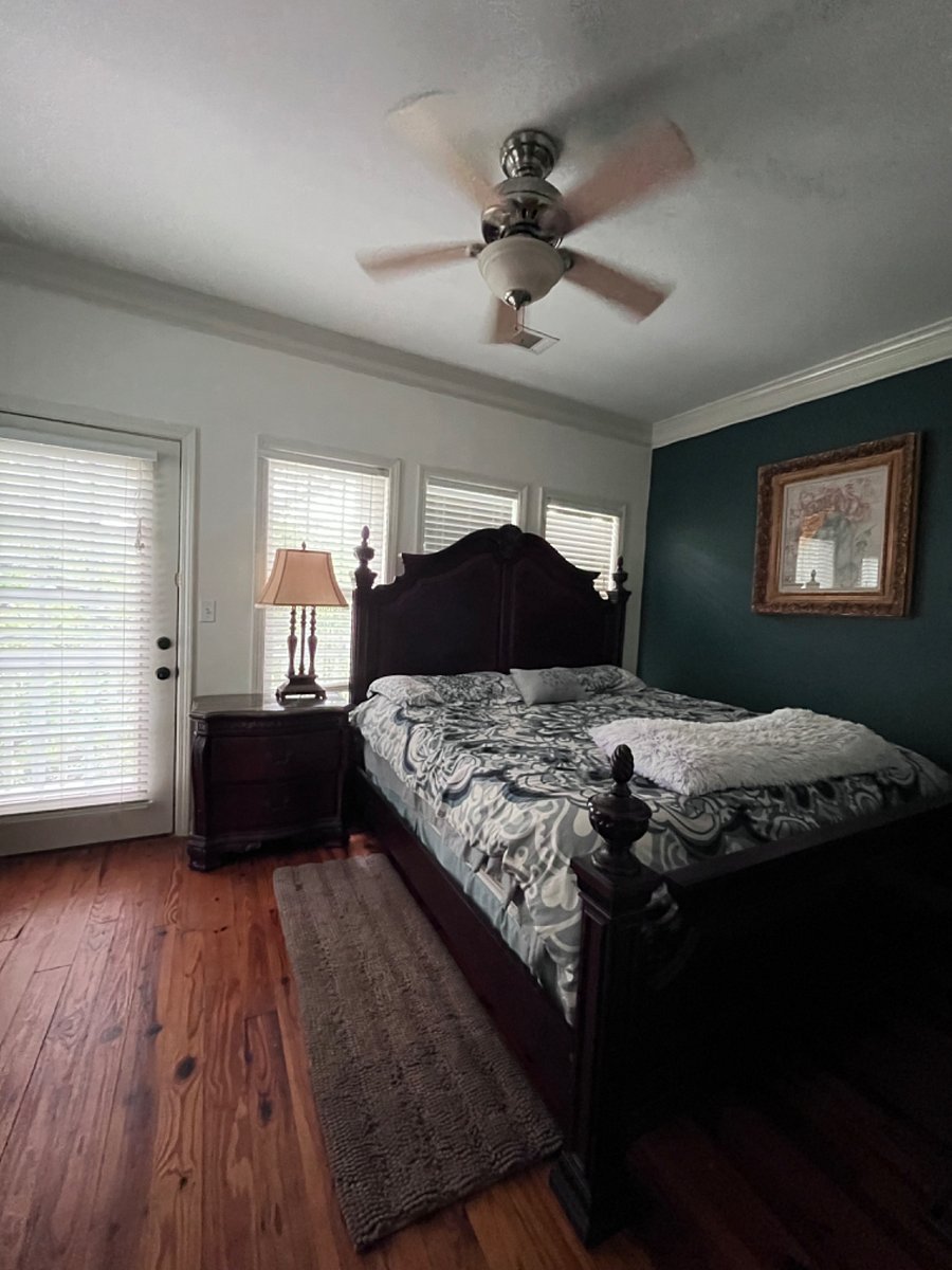 Master King room