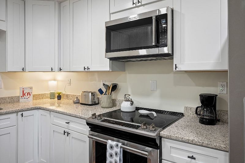 Furnished Finder property 524697_1 photo 6