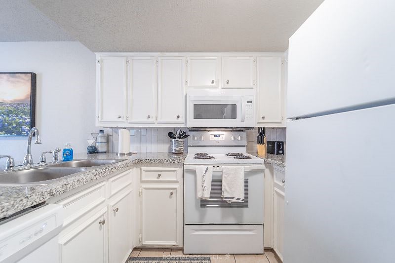 Furnished Finder property 524698_1 photo 4