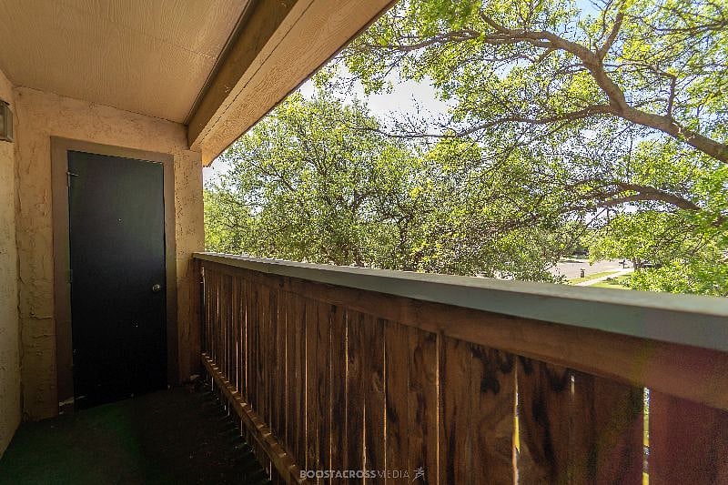 Furnished Finder property 524698_1 photo 14