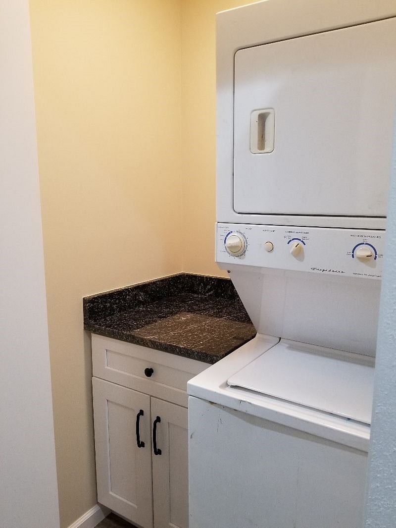 Furnished Finder property 524713_1 photo 11
