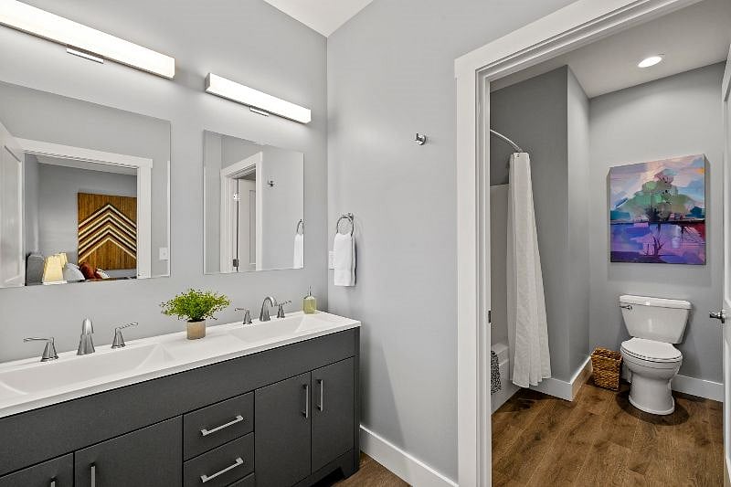 Master Bath view #2