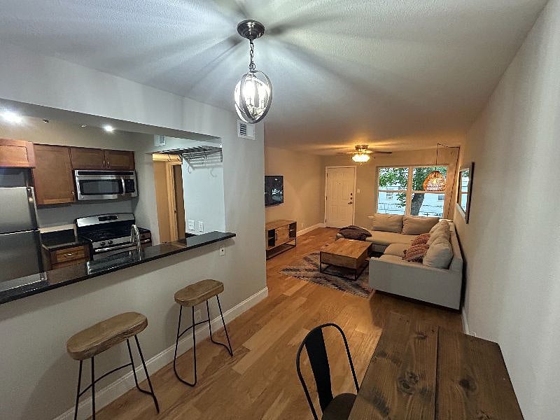 Furnished Finder property 524798_1 photo 6