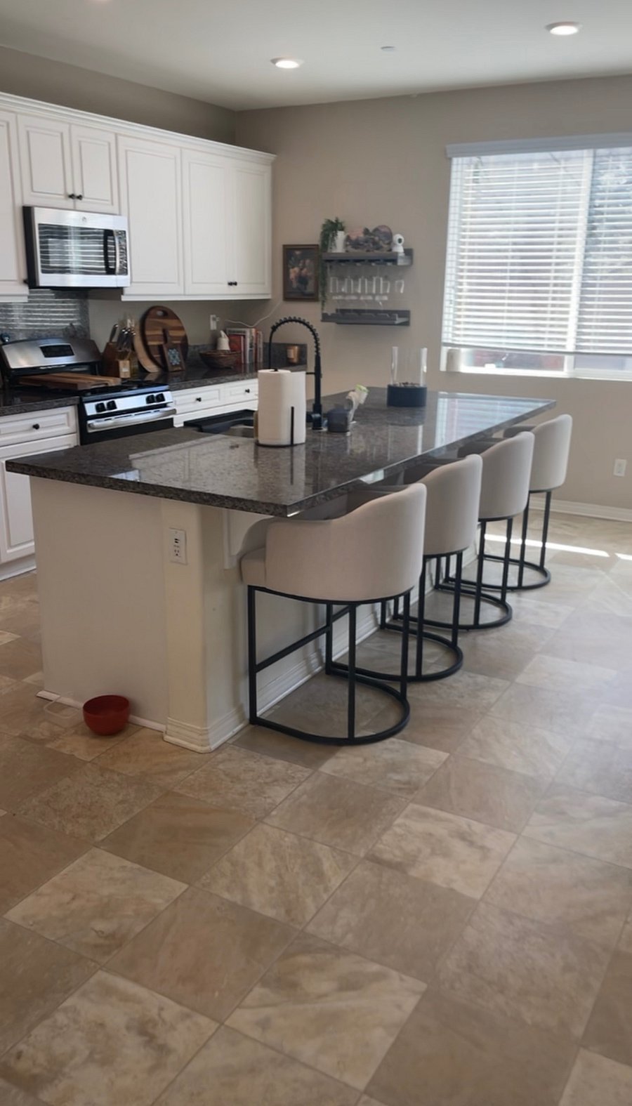 Furnished Finder property 524818_1 photo 10