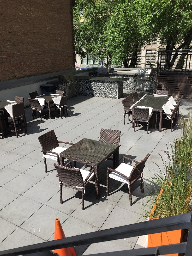 Grill and Outdoor Dining Available for Tennant use