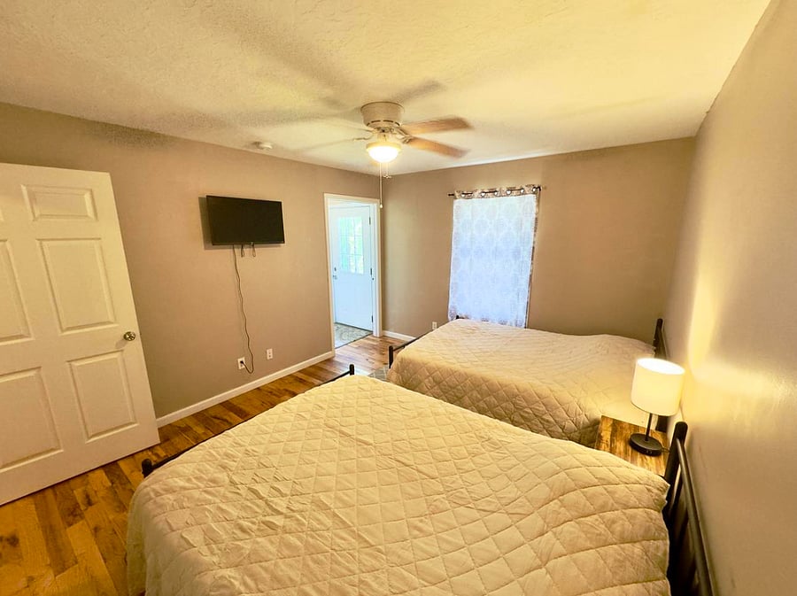 Furnished Finder property 524885_2 photo 17