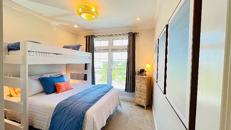 Twin over Queen bedroom