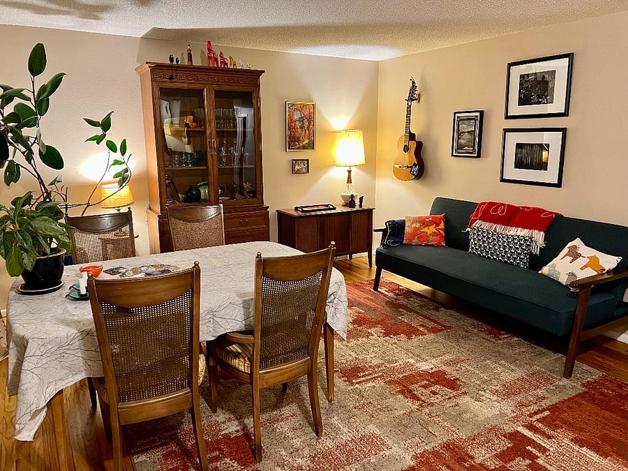 Dining room/living room