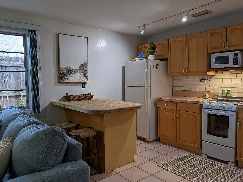 Furnished Finder property 524929_1 photo 10