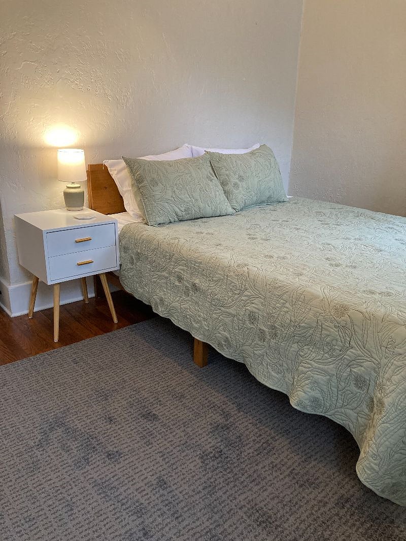 Furnished Finder property 524987_1 photo 30