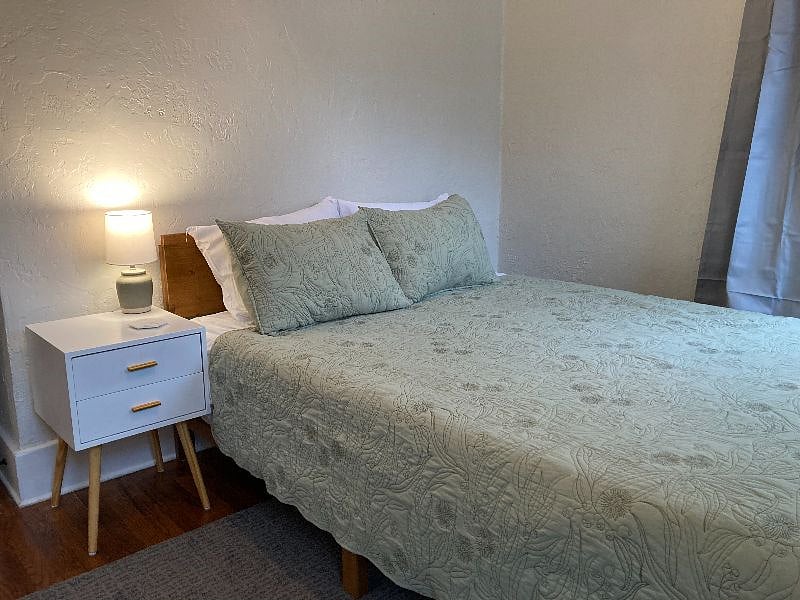 Furnished Finder property 524987_1 photo 34
