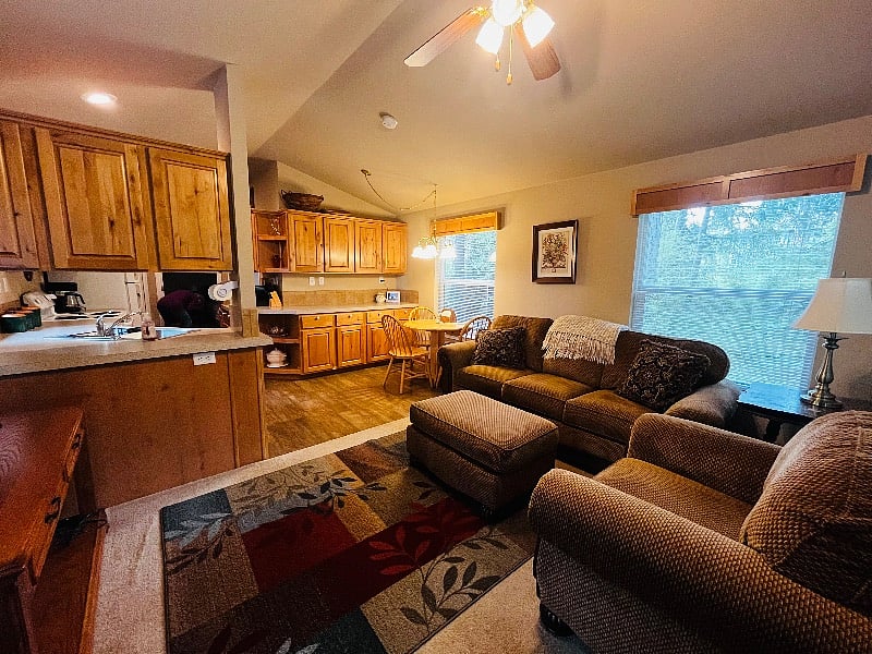 Furnished Finder property 524998_1 photo 3
