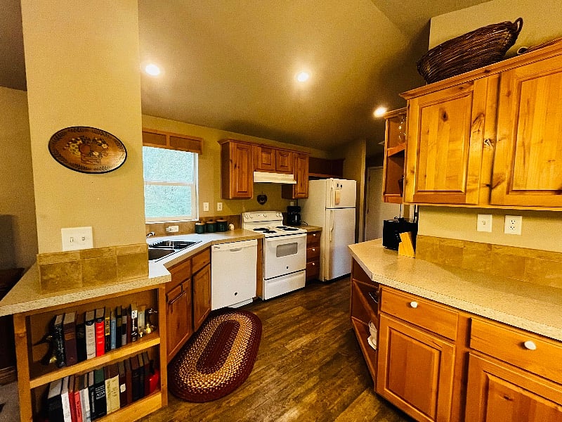 Furnished Finder property 524998_1 photo 4