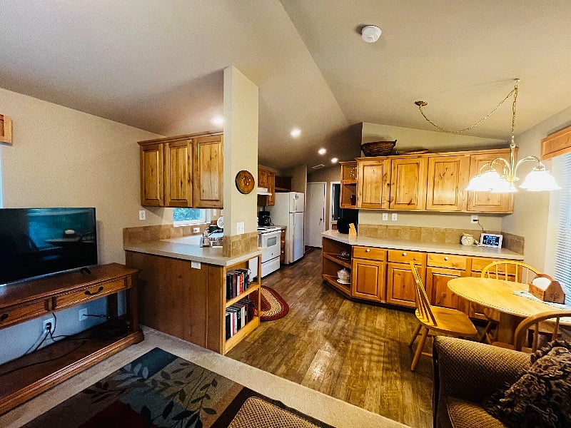 Furnished Finder property 524998_1 photo 5