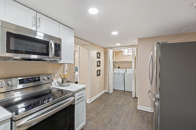 Furnished Finder property 525002_1 photo 17