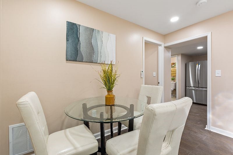 Furnished Finder property 525002_1 photo 10