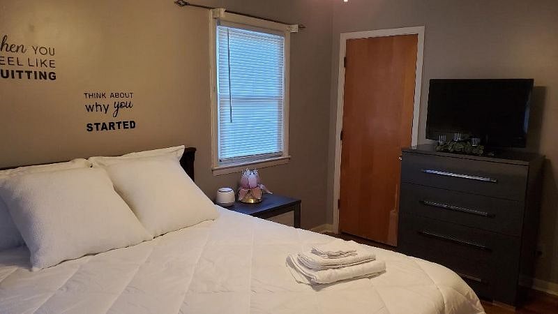 Furnished Finder property 525060_1 photo 8