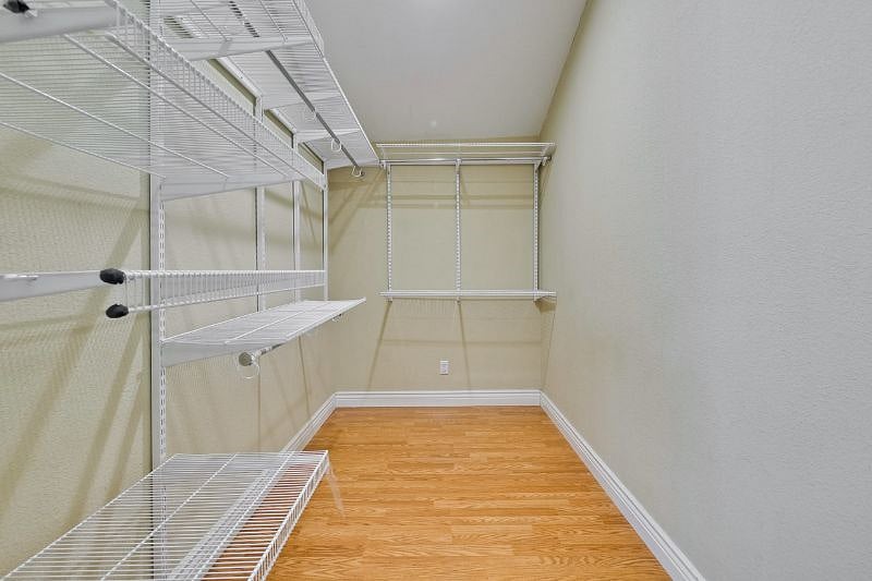 Furnished Finder property 525097_1 photo 13