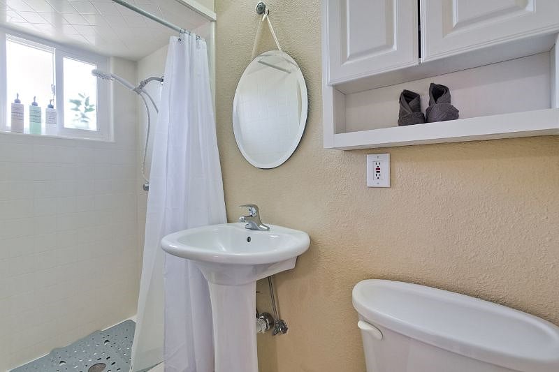 Furnished Finder property 525097_1 photo 20