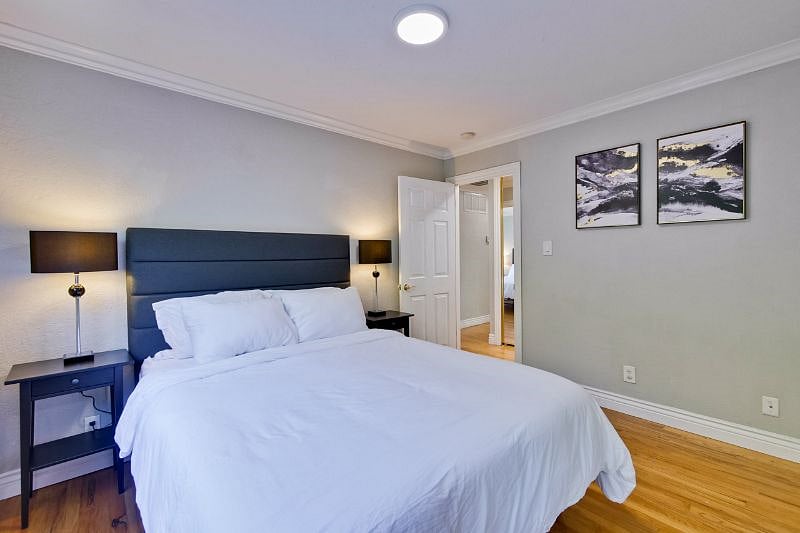 Furnished Finder property 525097_1 photo 23