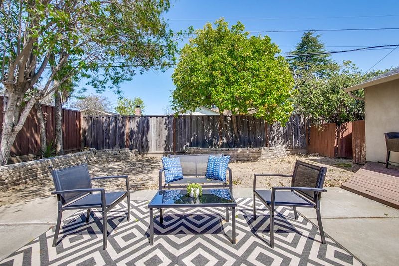 Furnished Finder property 525097_1 photo 26