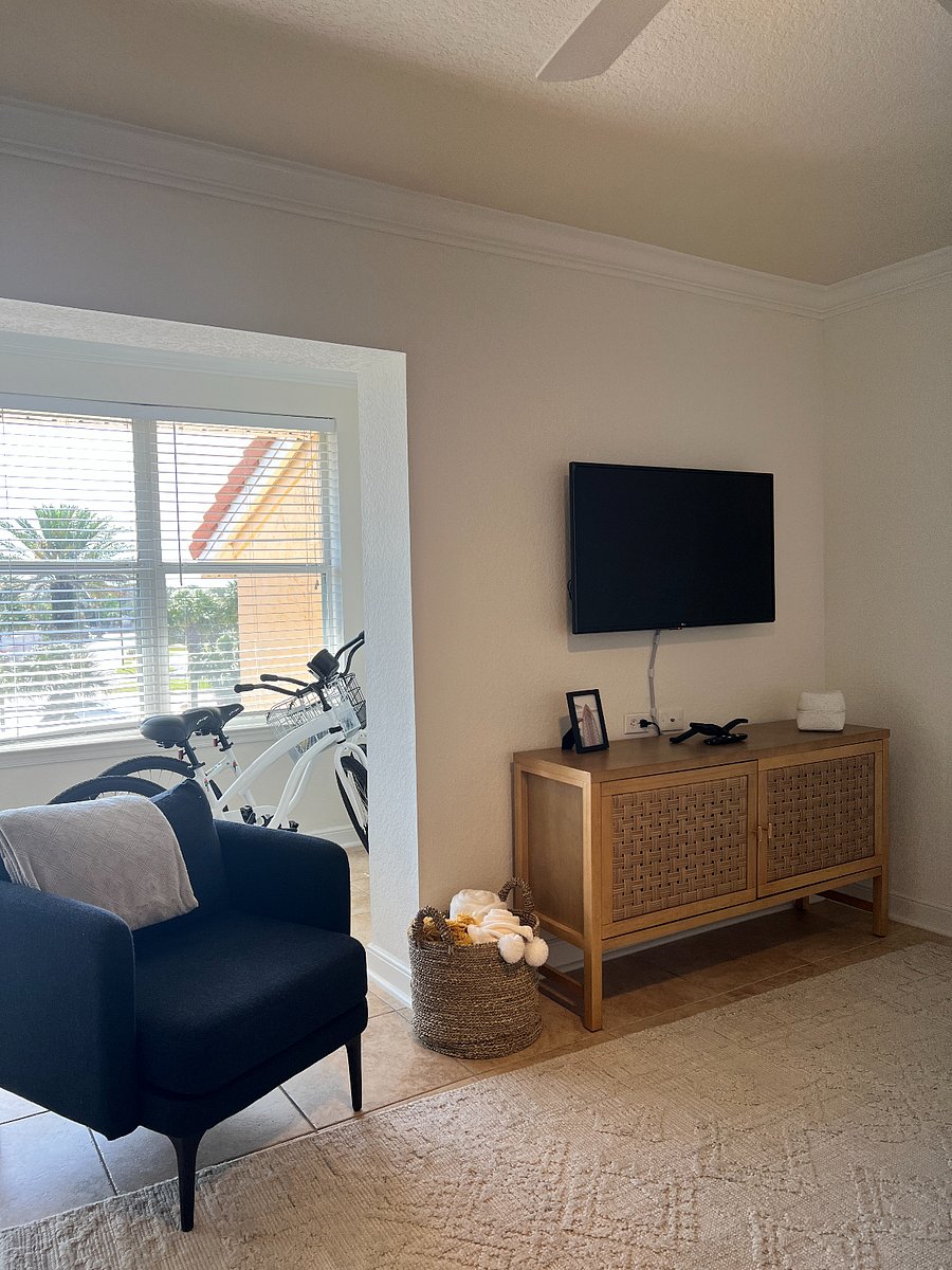 Furnished Finder property 525128_1 photo 8
