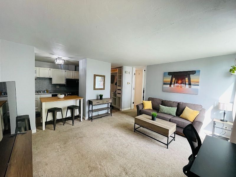 Furnished Finder property 525136_1 photo 4