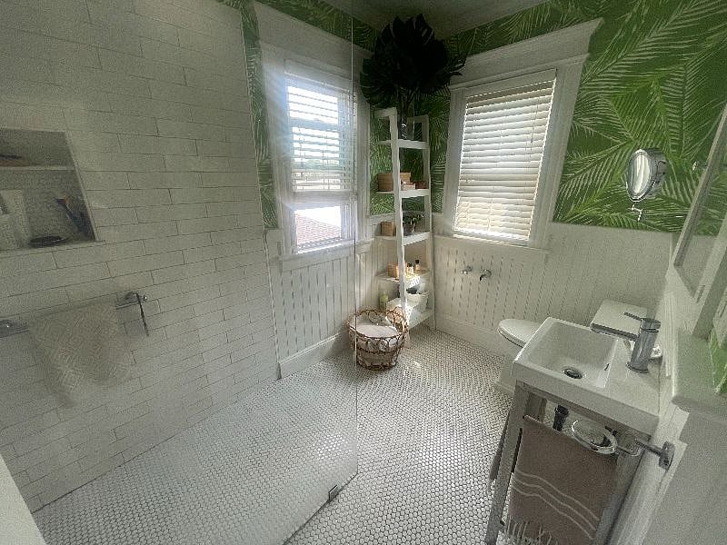 Upstairs Bathroom