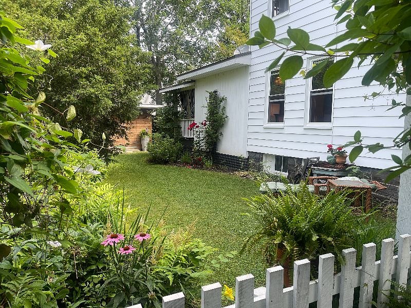 Side yard