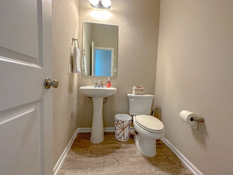 Furnished Finder property 525179_1 photo 8