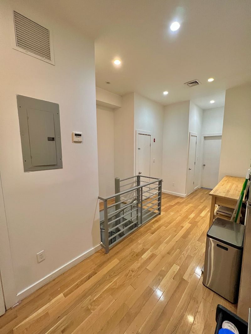Kitchen / Hall Area