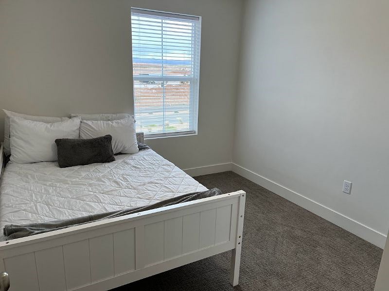 Furnished Finder property 525242_1 photo 6