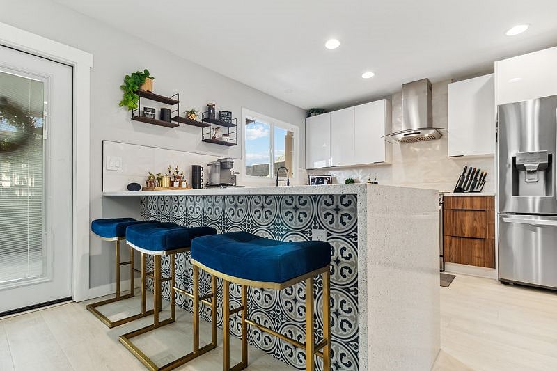 Furnished Finder property 525269_1 photo 16