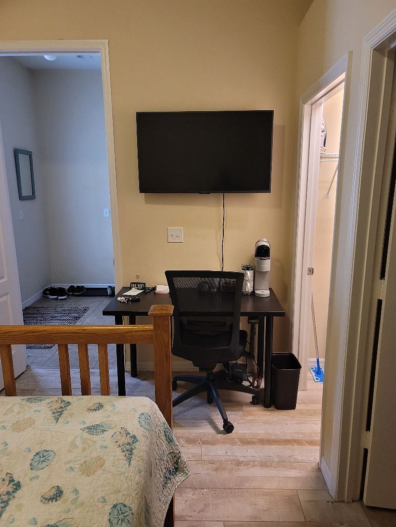 Furnished Finder property 525320_1 photo 4