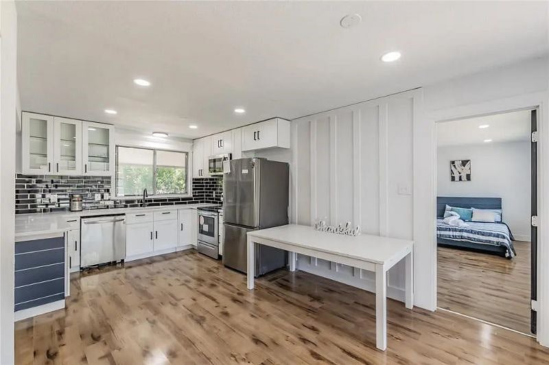 Furnished Finder property 525321_1 photo 8