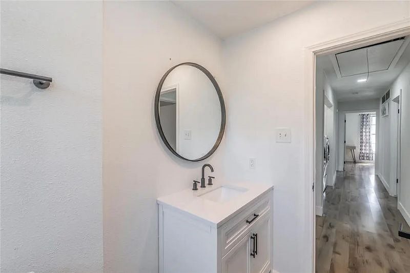 Furnished Finder property 525321_1 photo 32