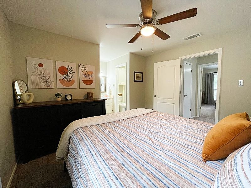 Furnished Finder property 525387_1 photo 12