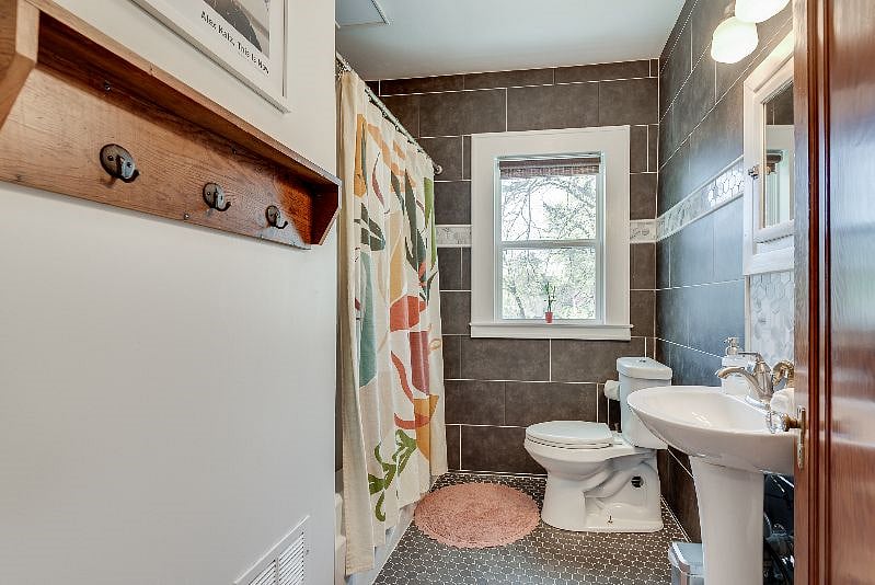 Furnished Finder property 525397_1 photo 19