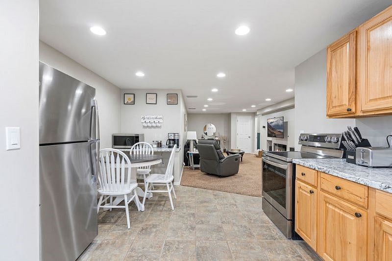 Furnished Finder property 525428_1 photo 10