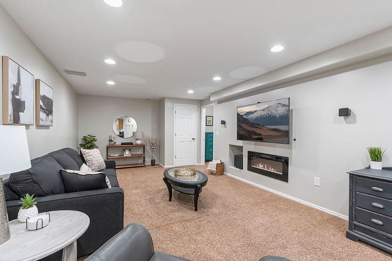 Furnished Finder property 525428_1 photo 4