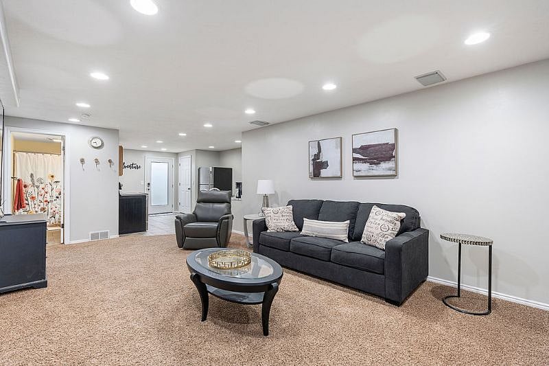 Furnished Finder property 525428_1 photo 7