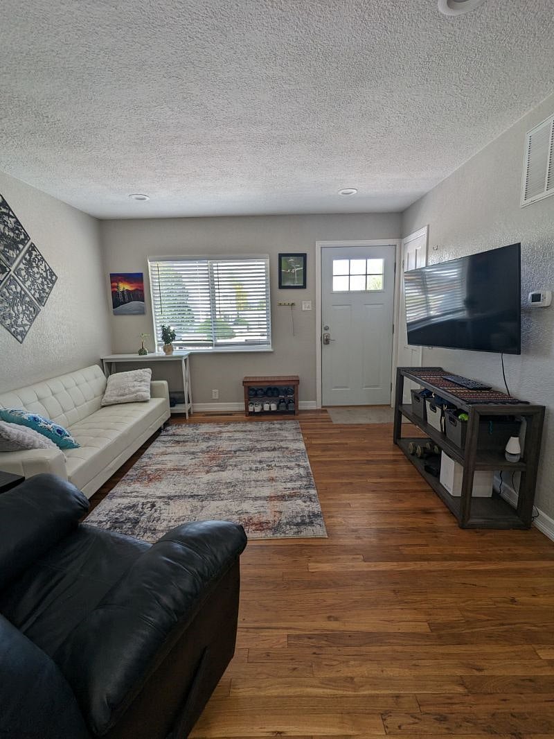 Furnished Finder property 525460_1 photo 5